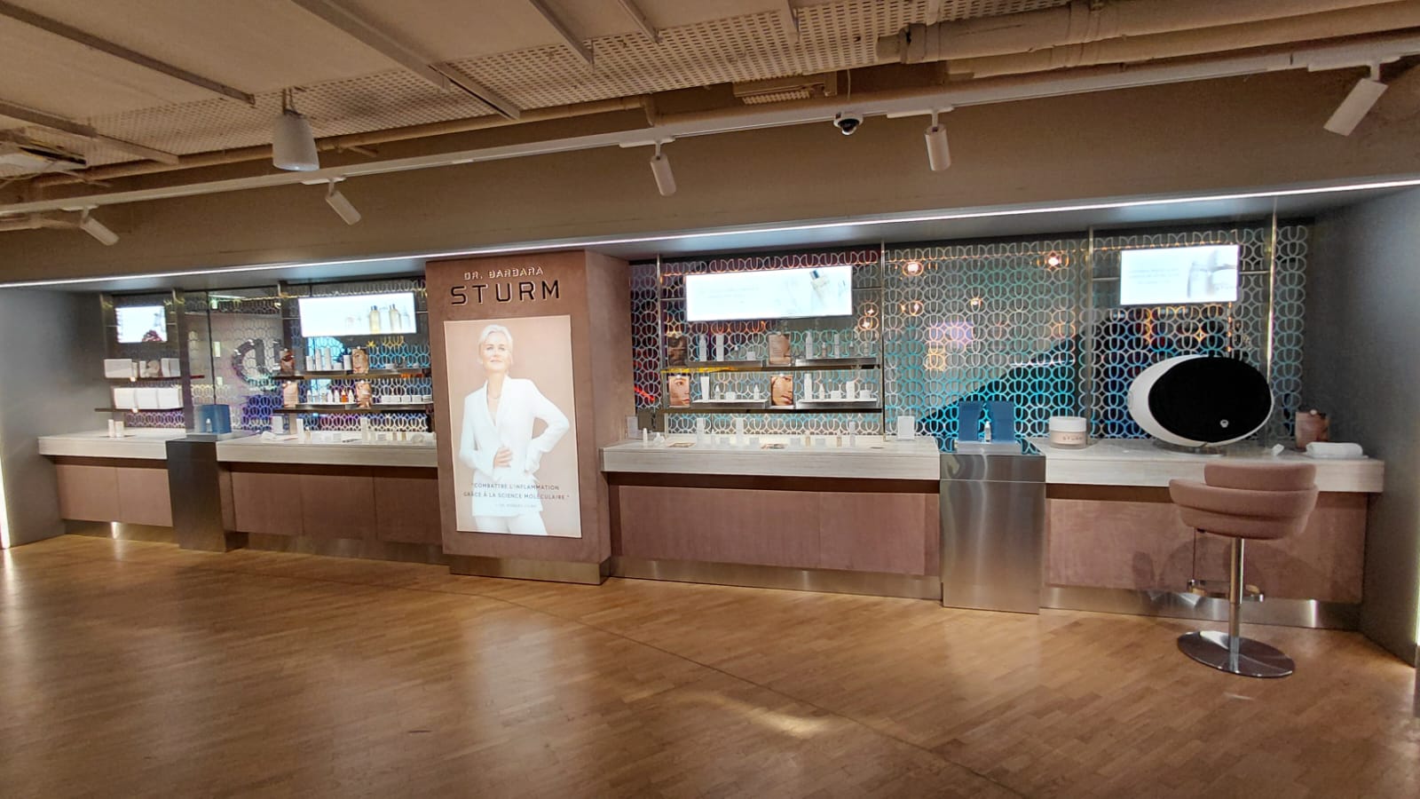 Dr. Barbara Sturm - Galeries Lafayette Haussmann 12