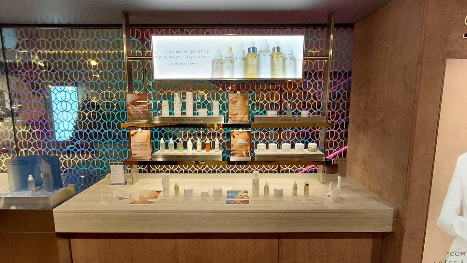 Dr. Barbara Sturm - Galeries Lafayette Haussmann 7