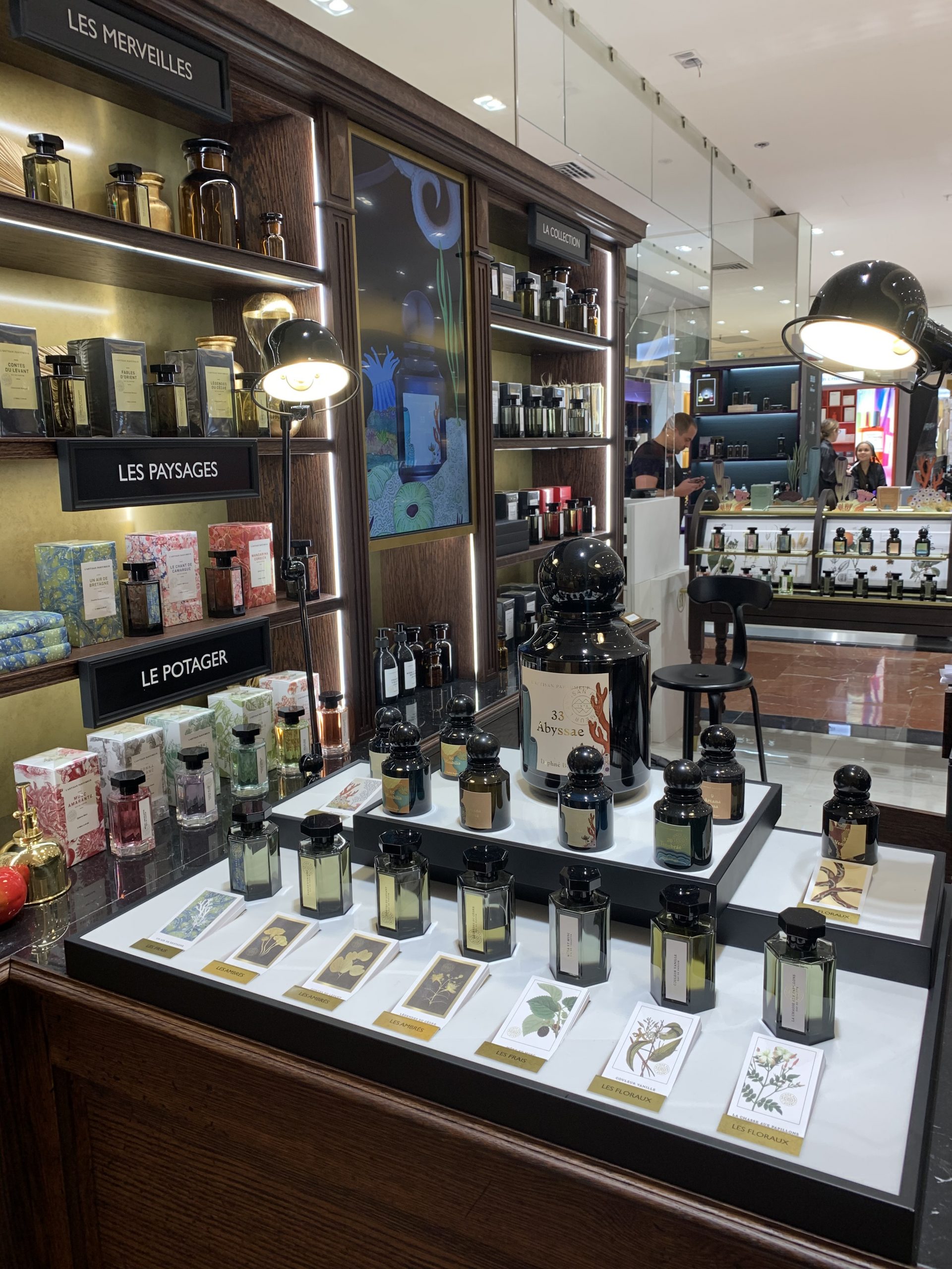 L'Artisan Parfumeur - Galeries Lafayette Paris 2