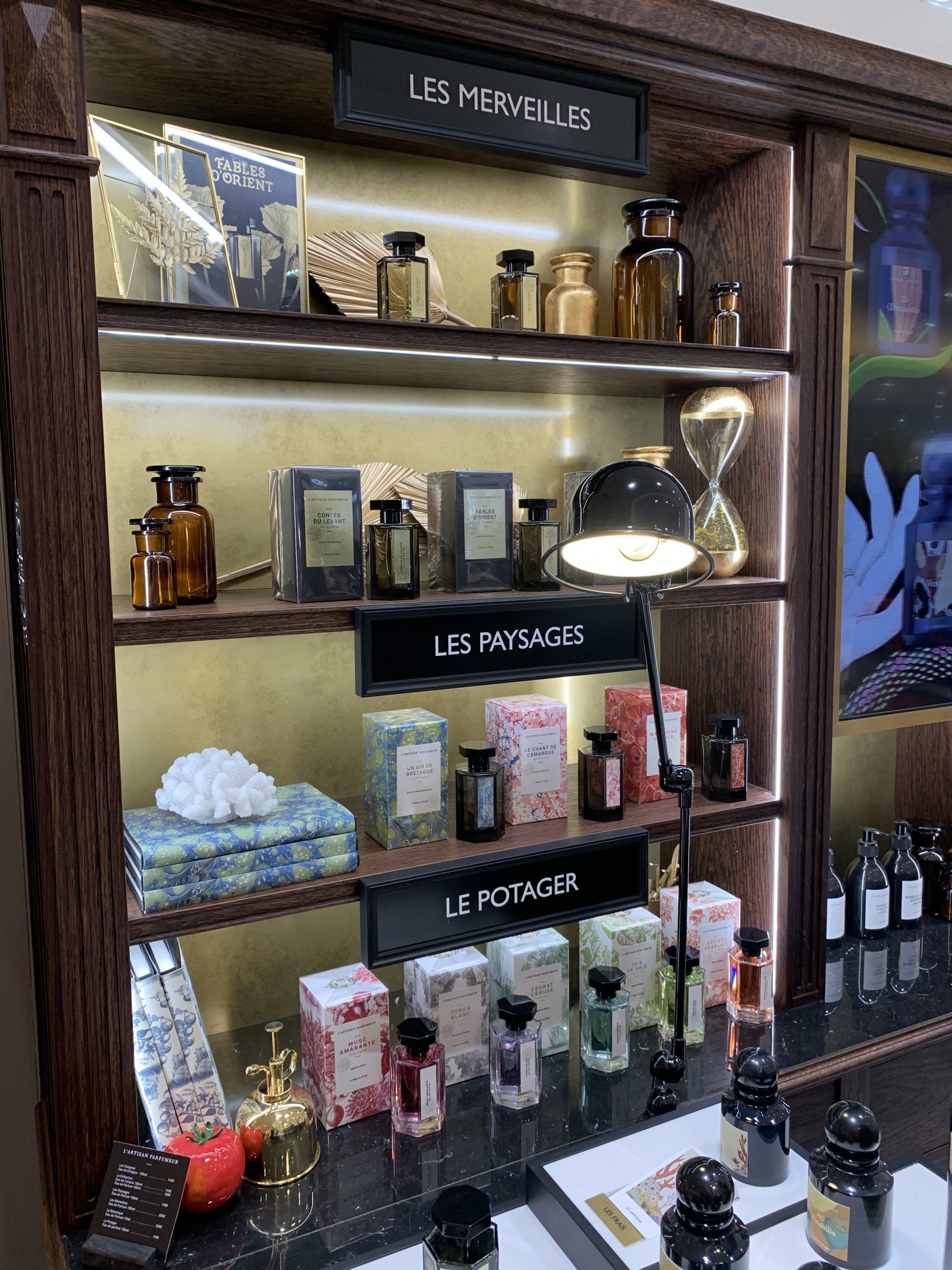L'Artisan Parfumeur - Galeries Lafayette Paris 1