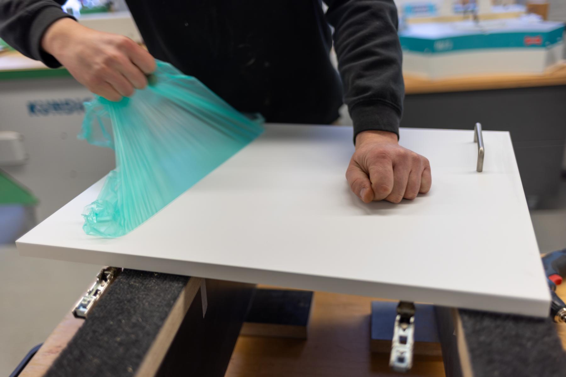 Modernisierung einer Küchenschranktür Bild 8